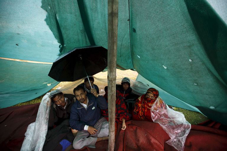 Looduskatastroofist eluga pääsenud India perekond Katmandu ajutises laagris. Foto: Scanpix