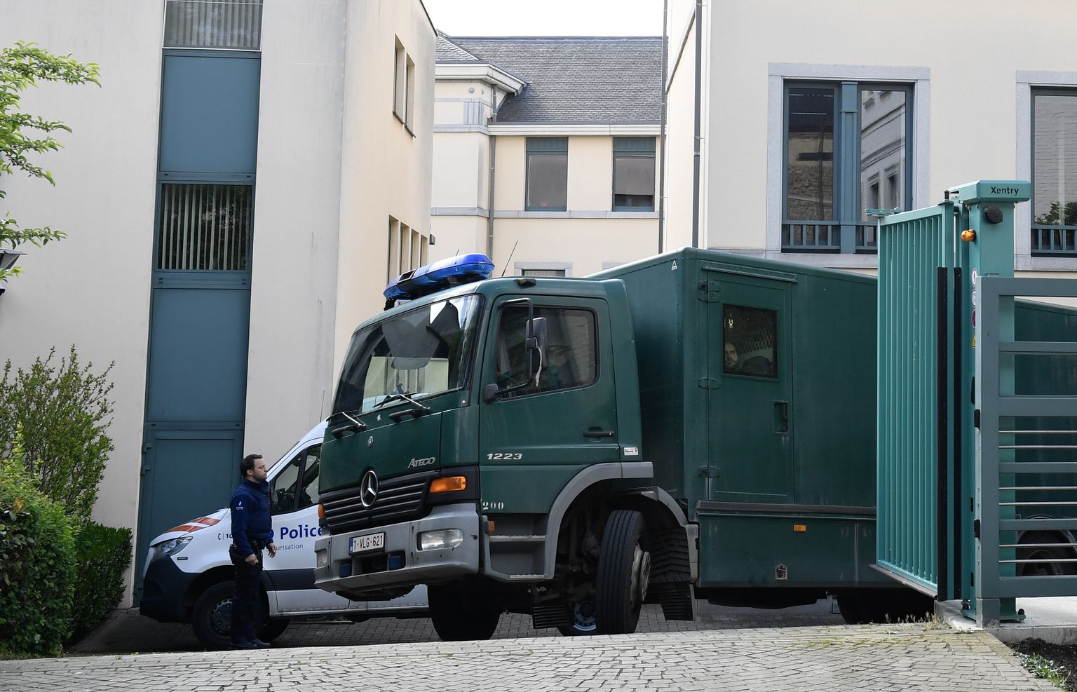 Politsei 'Ndrangheta mafioososid transportimas.