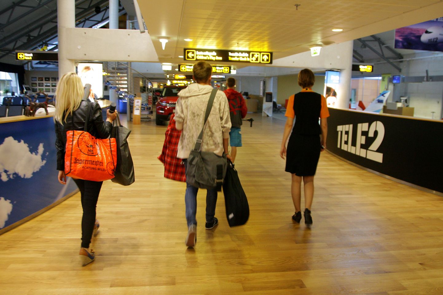 Tallinna lennujaamas õnneks pikalt kõndima ei pea.