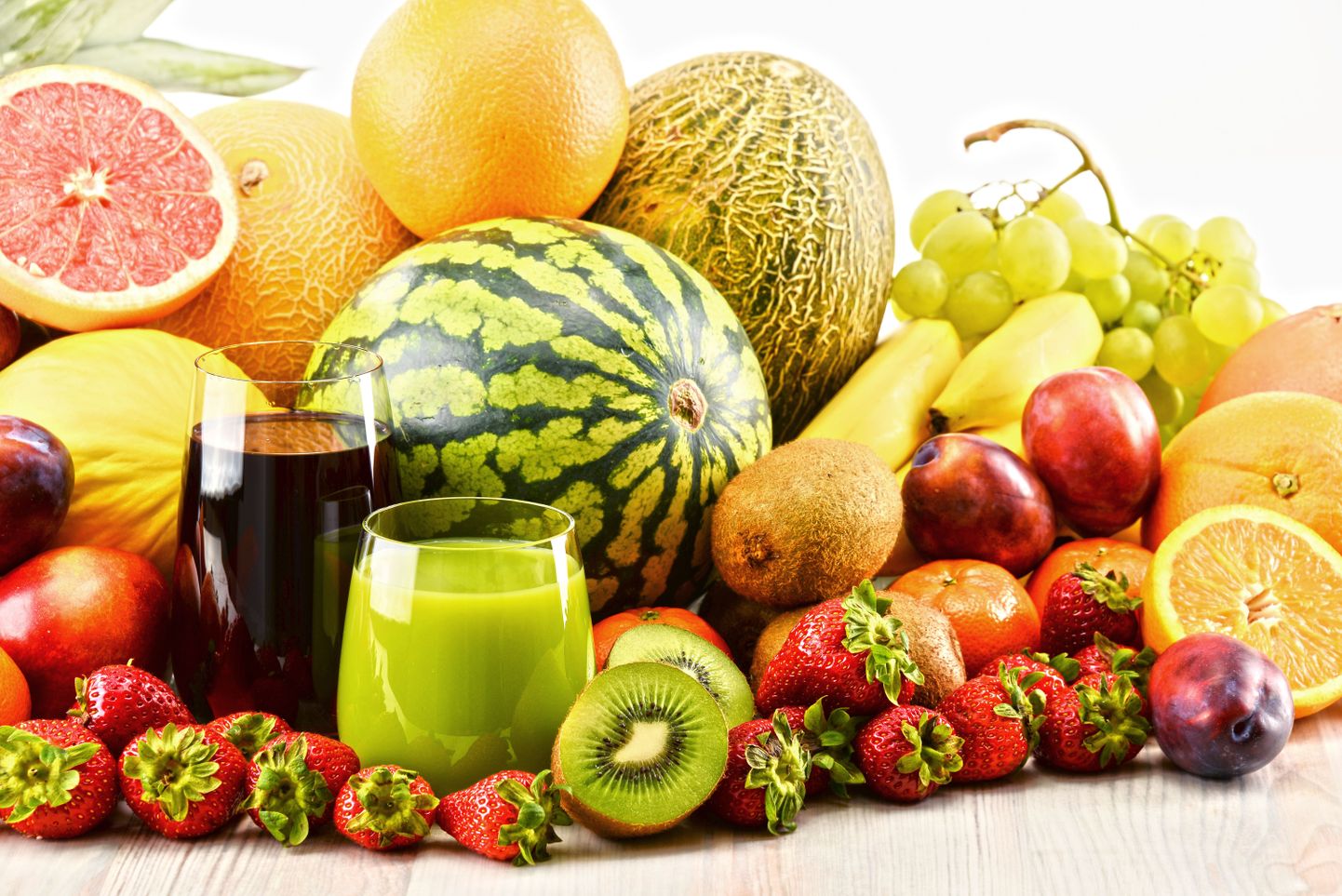 Värskeid puuvilju tasuks süüa niisama, mahlaks pressimata, sest nii jäävad neisse alles ka kasulikud kuiudained.