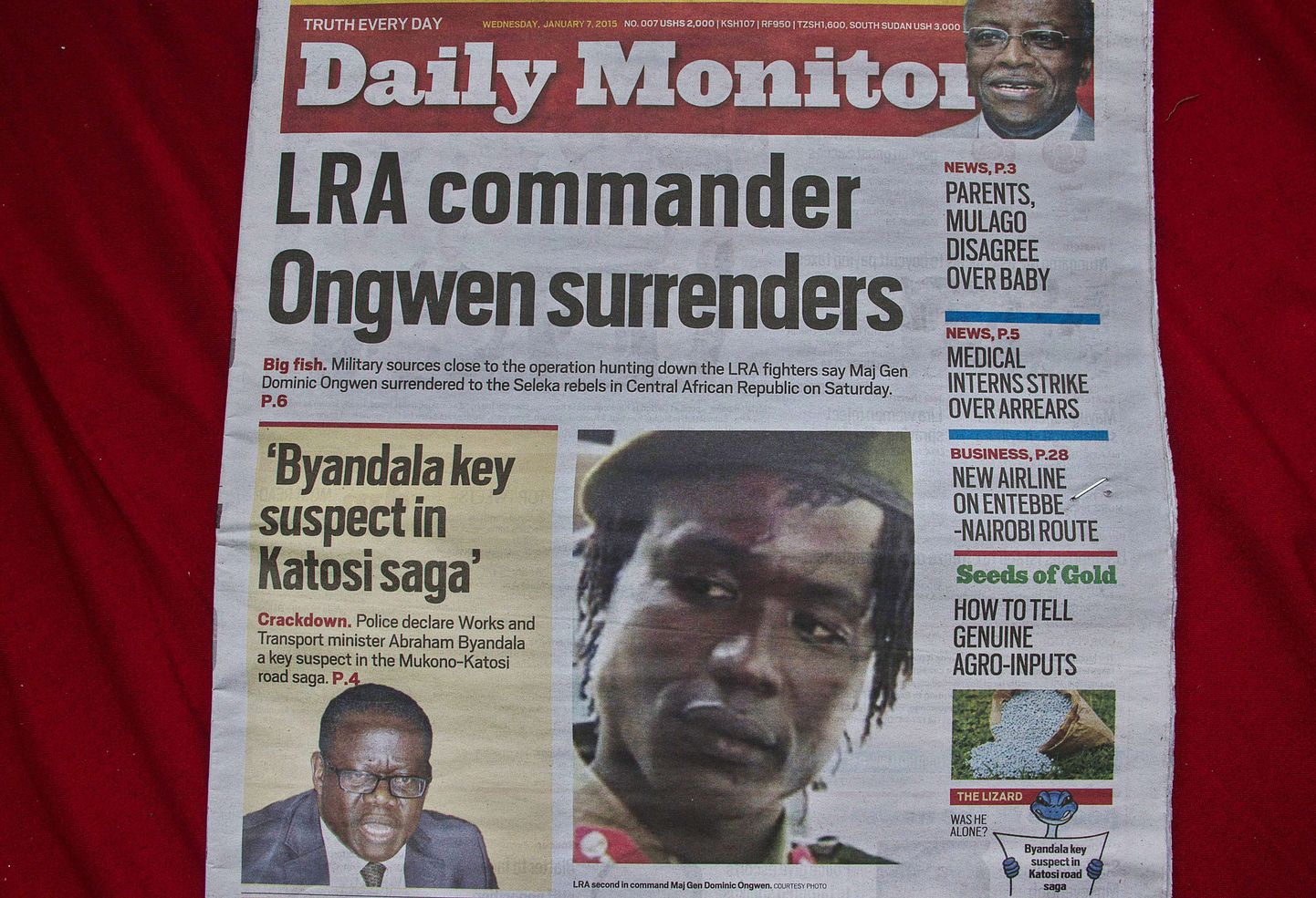 LRA liidri tabamist kuulutav Uganda päevalehe esikaas.