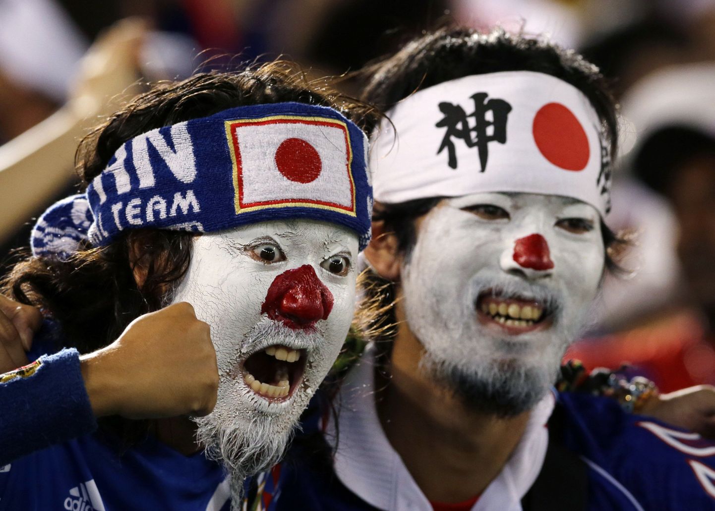 Японские болельщики.