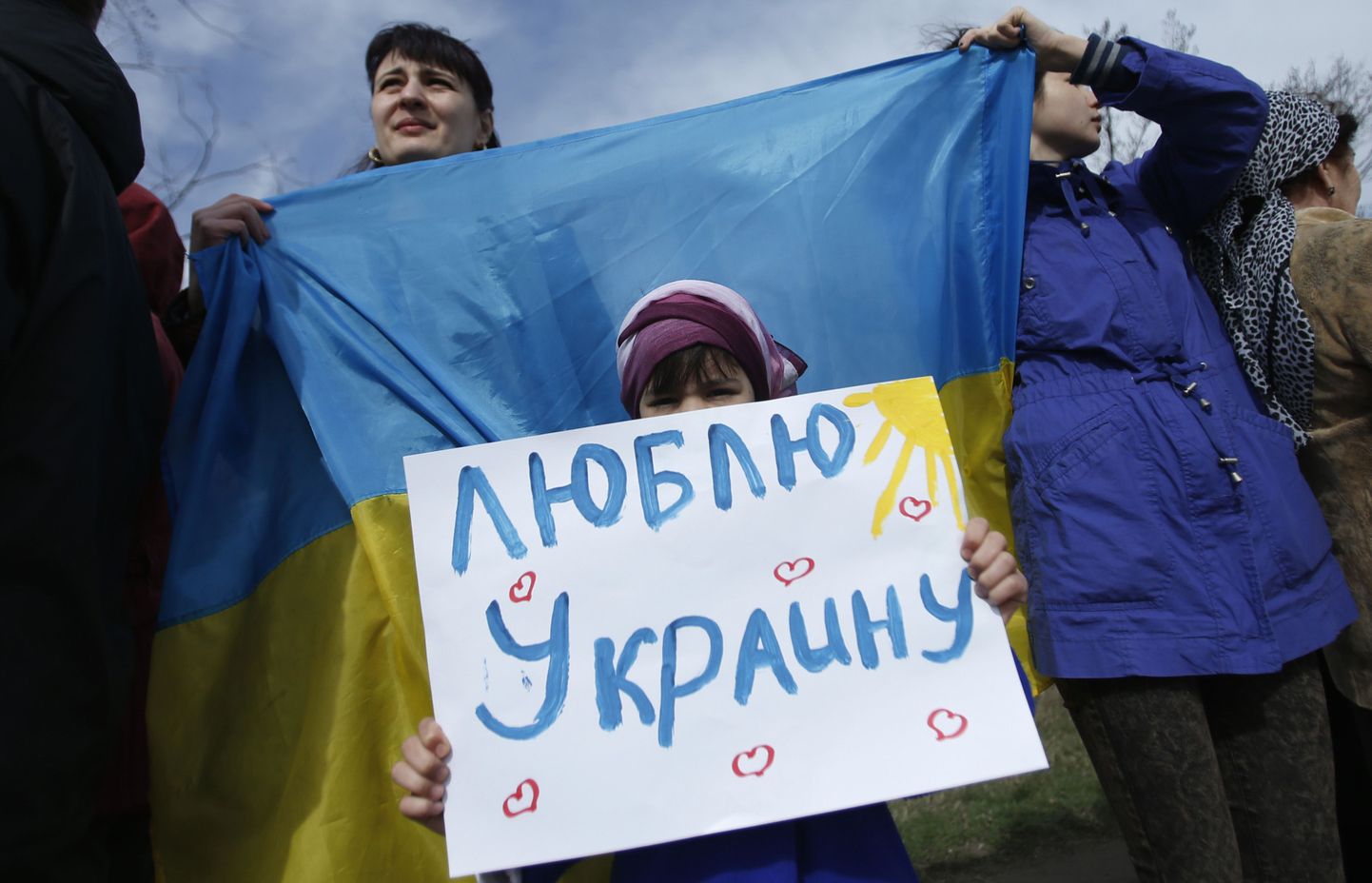 Ukraina osaks eelistada jäävad Krimmi protestijad täna Simferopolis.