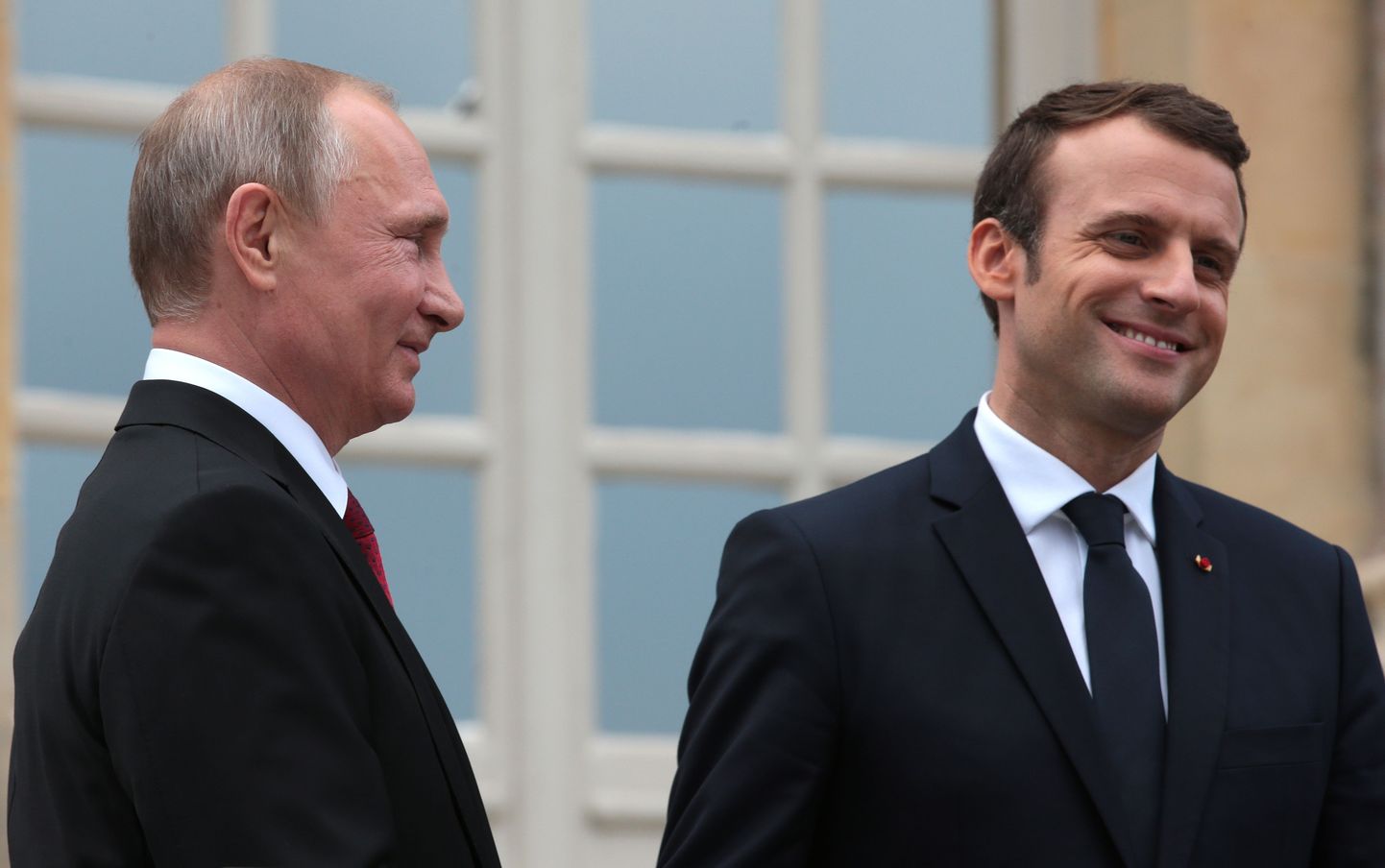 Vladimir Putin külas Prantsuse president Emmanuel Macronil.