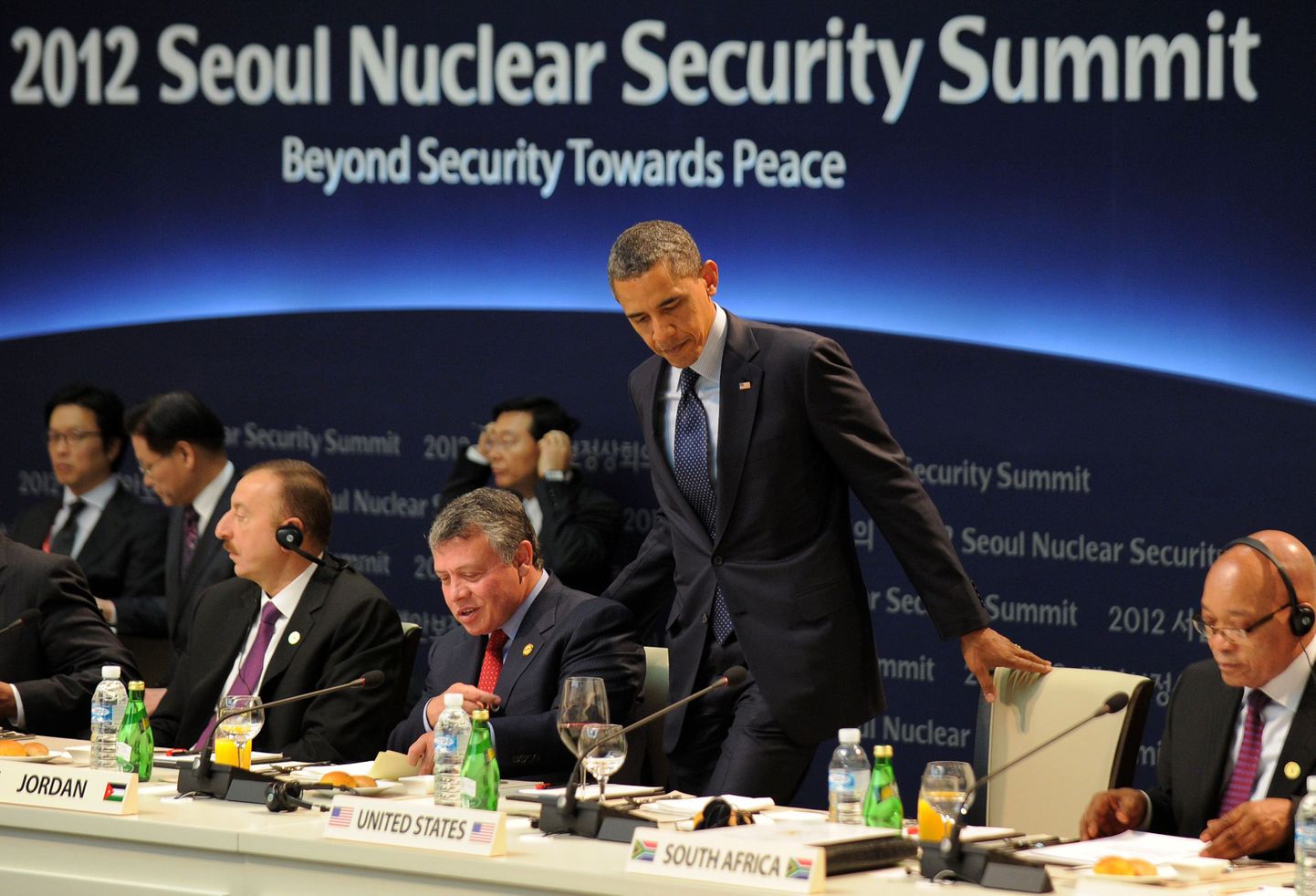 USA president Barack Obama  ja teised riigijuhid Seoulis tuumajulgeoleku konverentsil