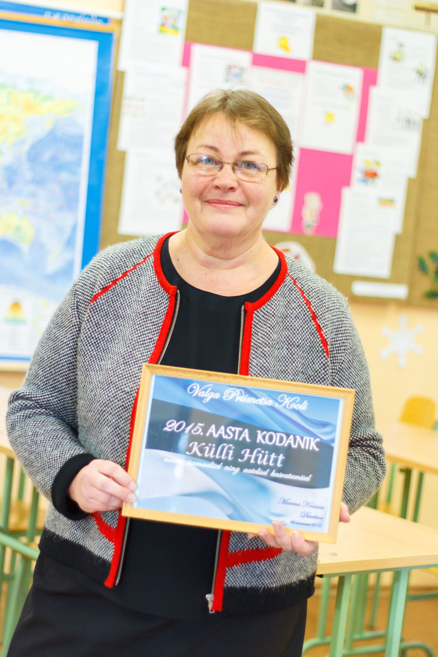 Priimetsa kooli esimene aasta kodanik on õpetaja Külli Hütt, kes tunneb uhkust saadud tiitli üle ja leiab, et alus on pandud toredale traditsioonile.