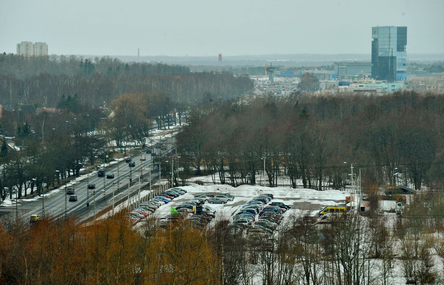 Automüügi plats Tallinnas, Paldiski mnt 80, mille Arco Vara maha müüs ning kuhu uus omanik ehitab turvafirma G4S uue peahoone.