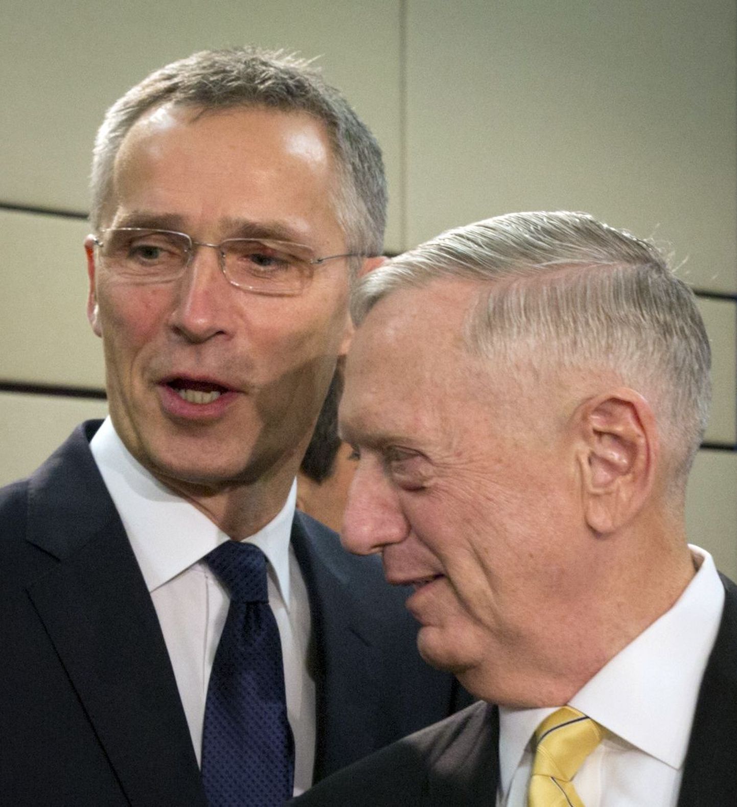 NATO peasekretär Jens Stoltenberg ja USA vastne kaitseminister James Mattis.