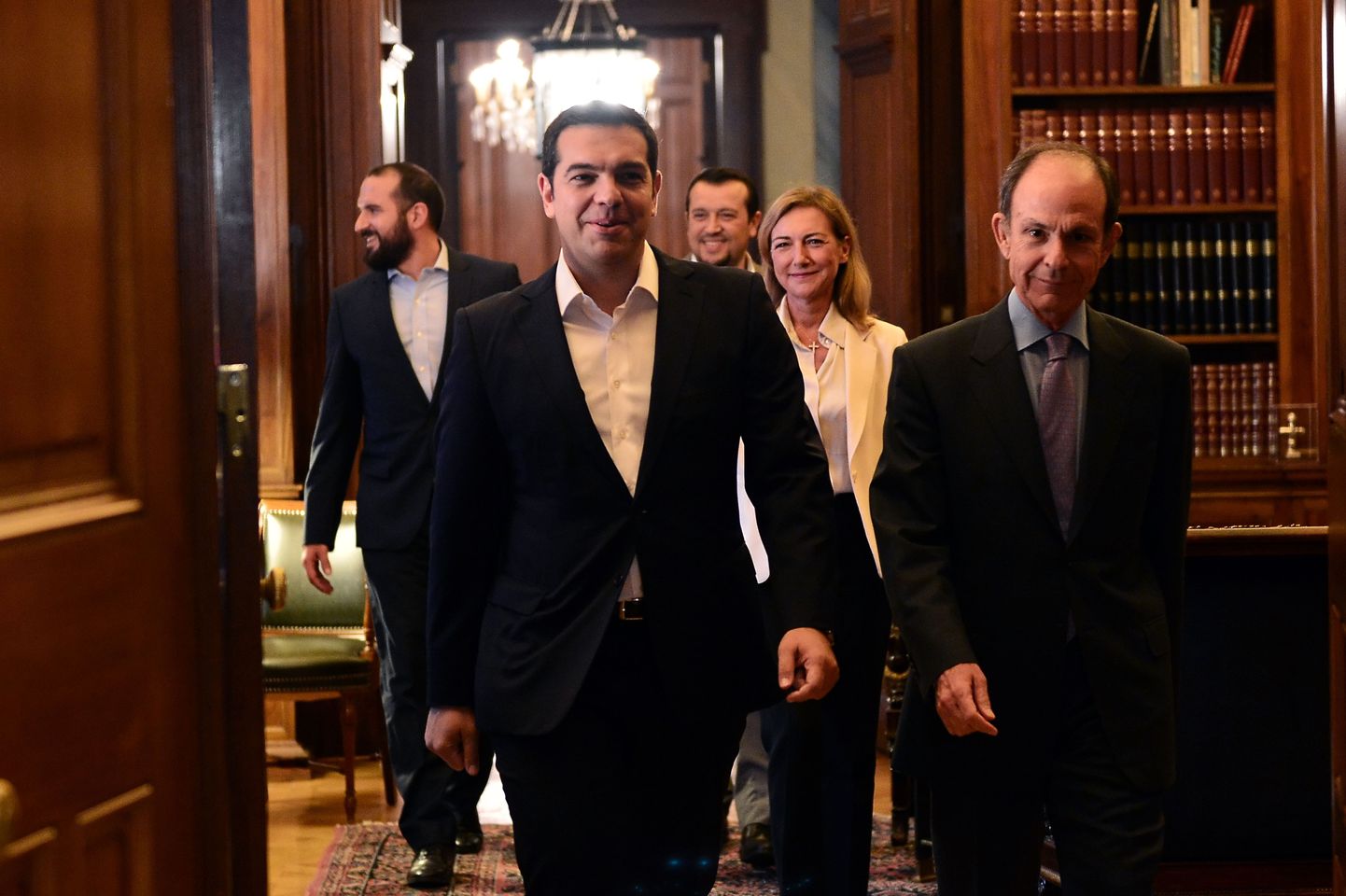 Syriza liider Alexis Tsipras täna Ateenas valimisvõitja rahulolust pakatades.