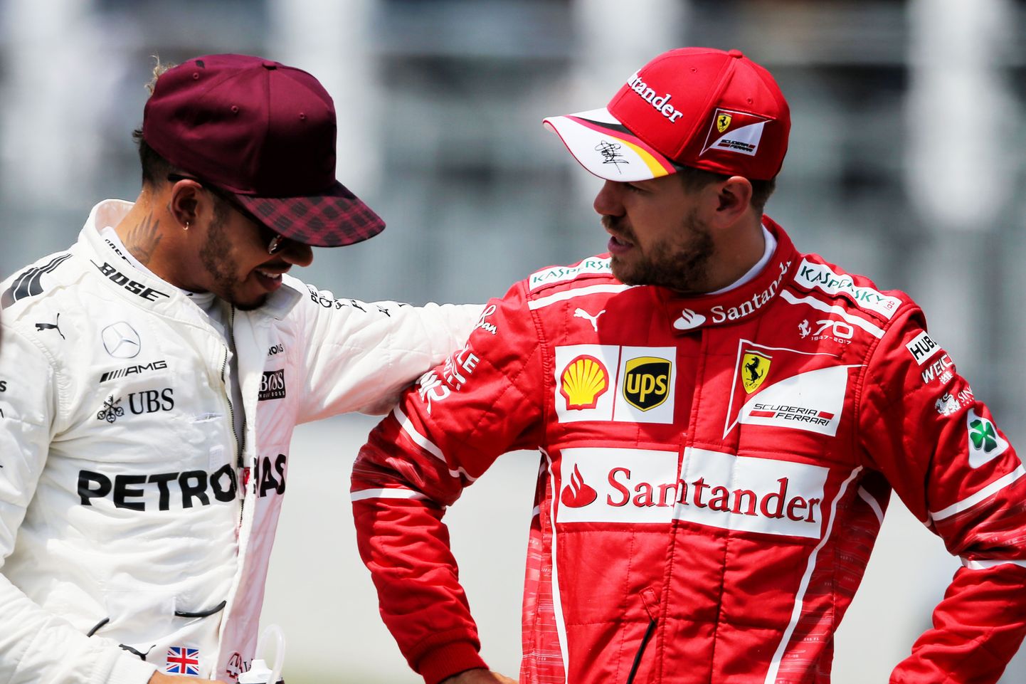 Lewis Hamilton (vasakul) ja Sebastian Vettel.