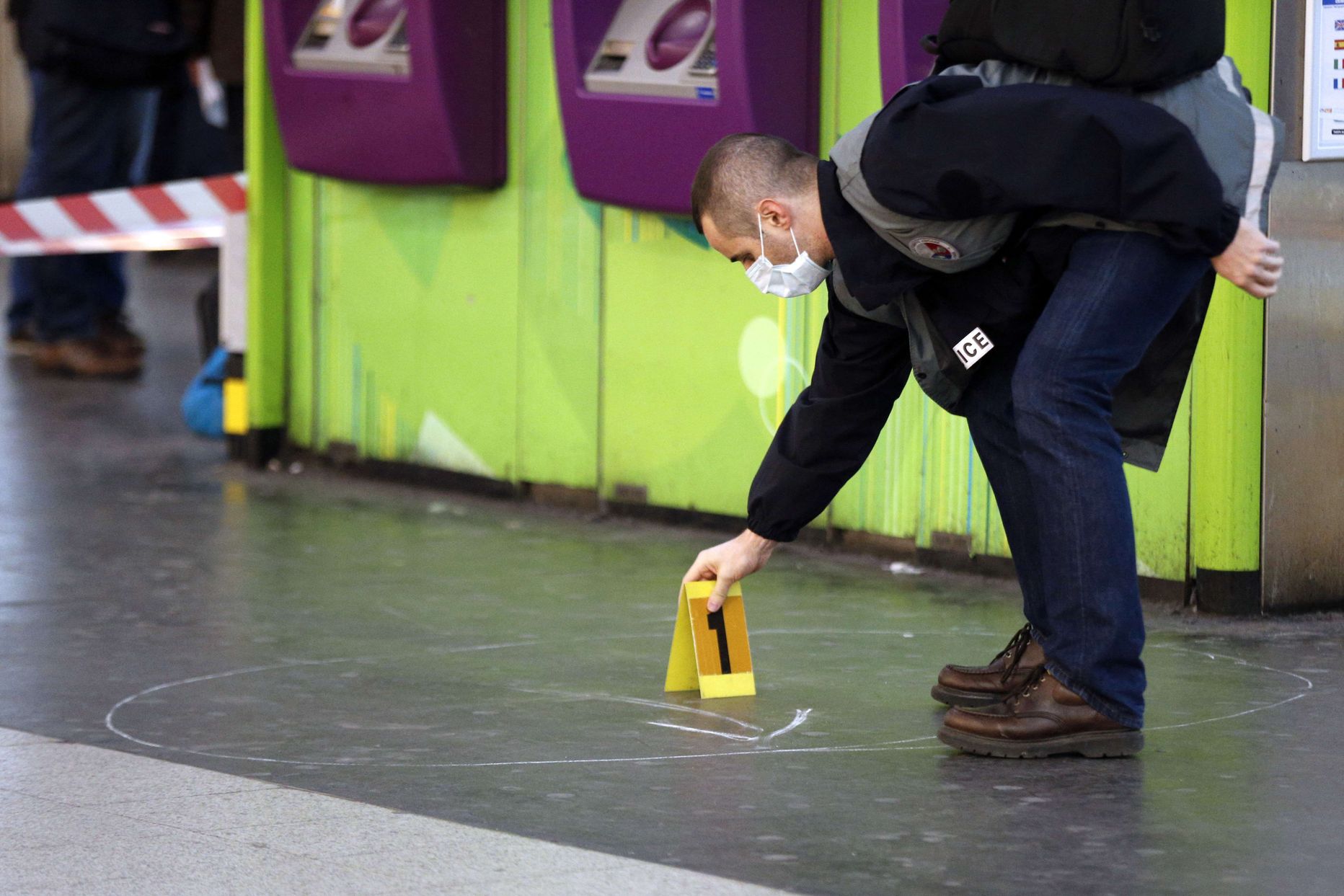 Paik Pariisi lähedases metroojaamas, kus sõdurit pussitati