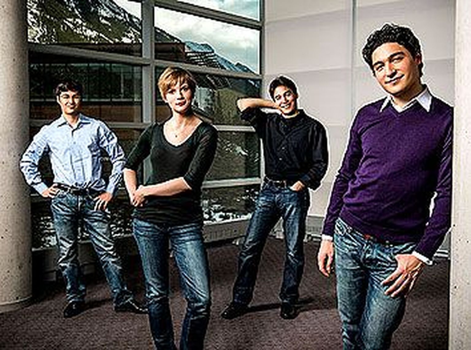 Schumann-kvartett mängib koosseisus Erik Schumann (viiul), Ken Schumann (viiul), Liisa Randalu (vioola), Mark Schumann (tšello).
