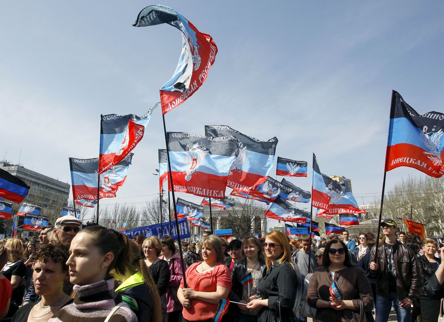 Rahvas tähistas 9. aprillil Donetski «rahvavabariigi» aastapäeva.
