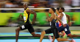 Piltuudis: Usain Bolt jõudis 100 meetri jooksus kaamerasse naeratada