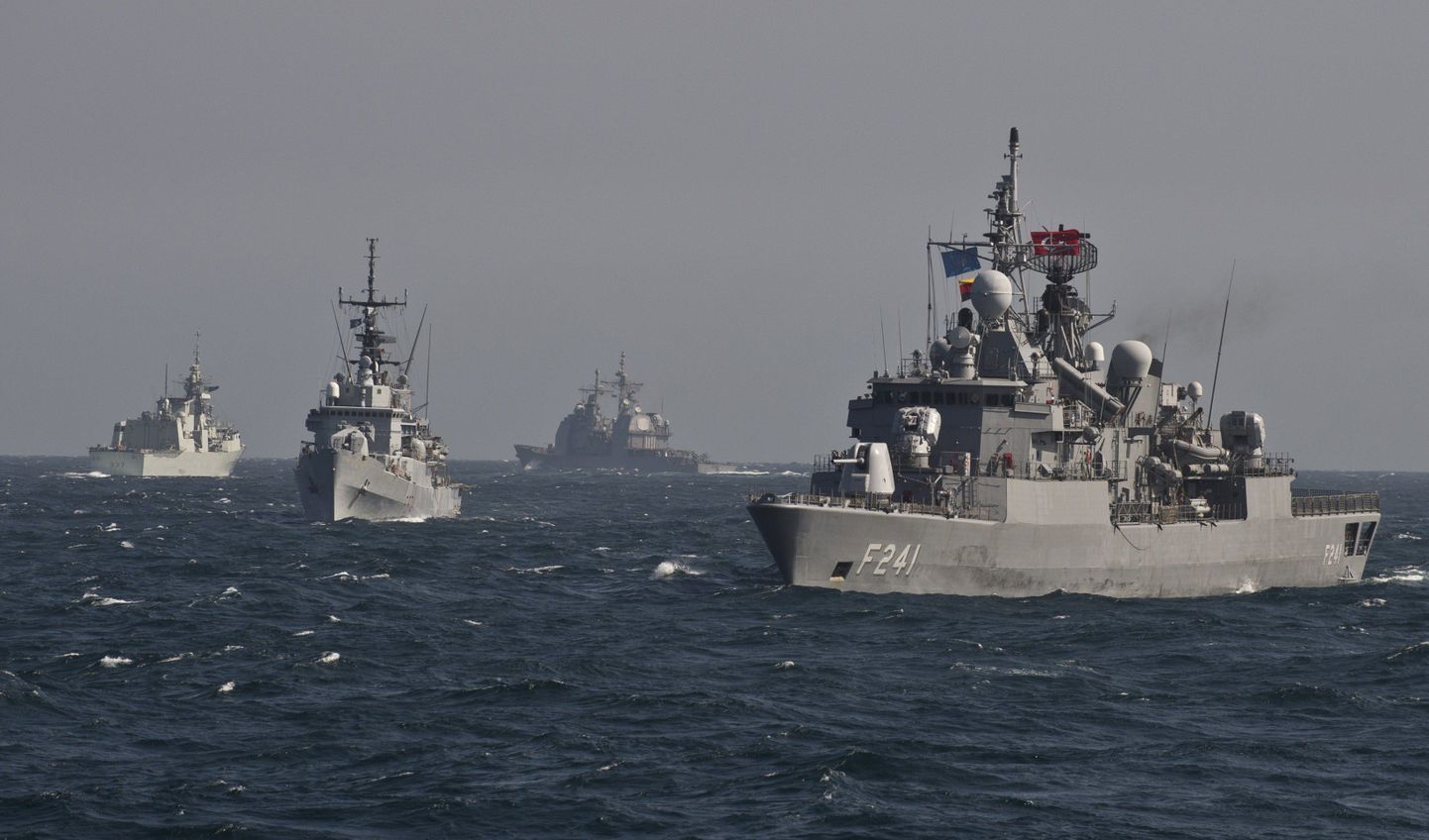 NATO 2. mereväegrupi laevad mullu märtsis Mustal merel toimunud õppustel.