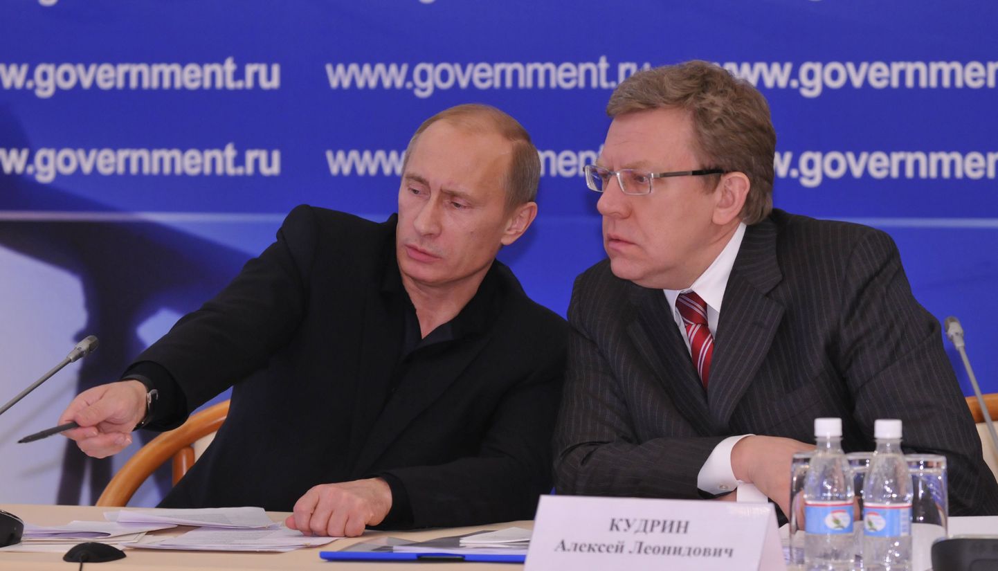 Алексей Кудрин (справа)и премьер-министр РФ Владимир Путин.