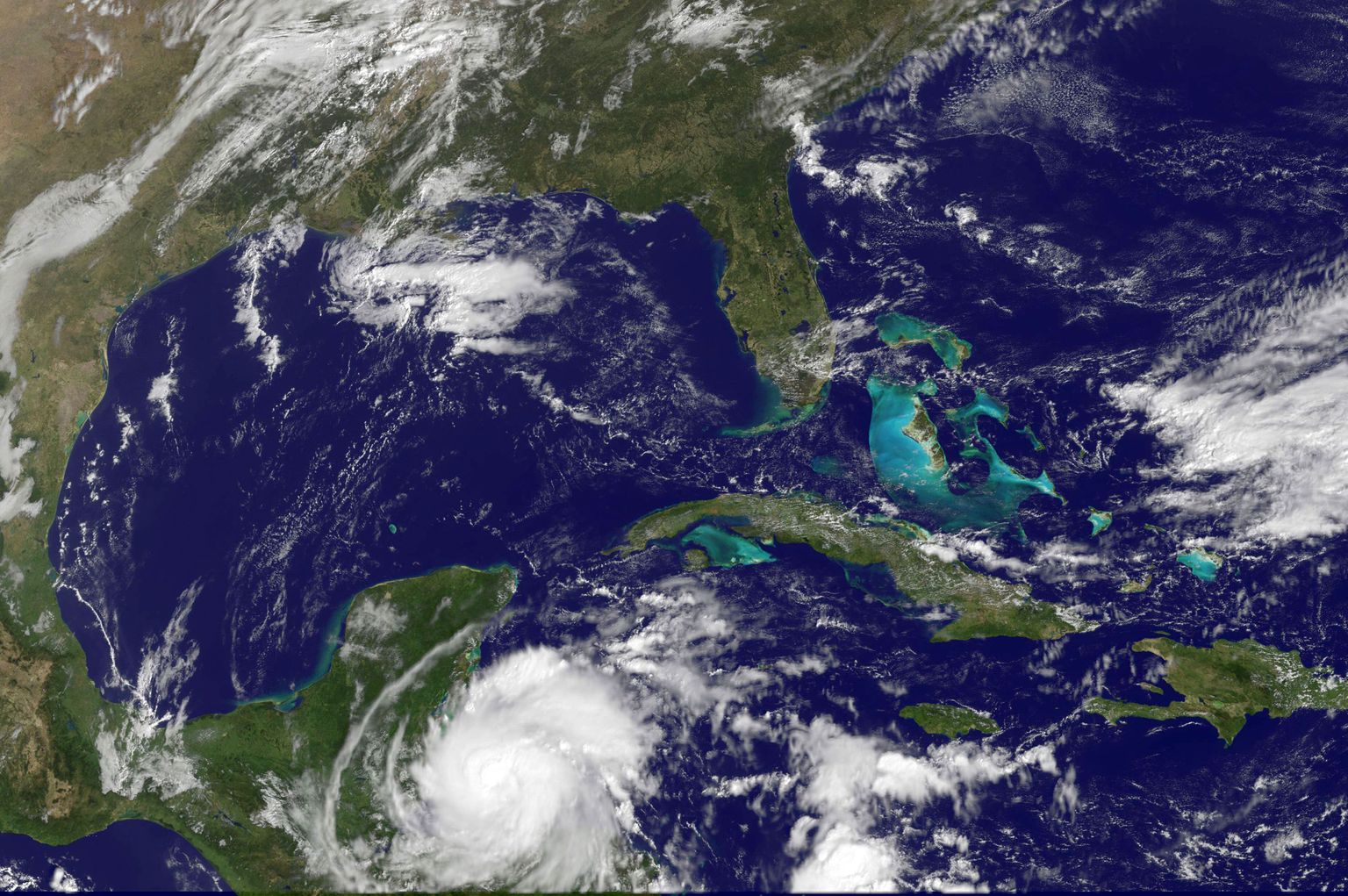 USA ookeani ja atmosfääri administratsiooni(NOAA) satelliitpilt orkaan Richardist