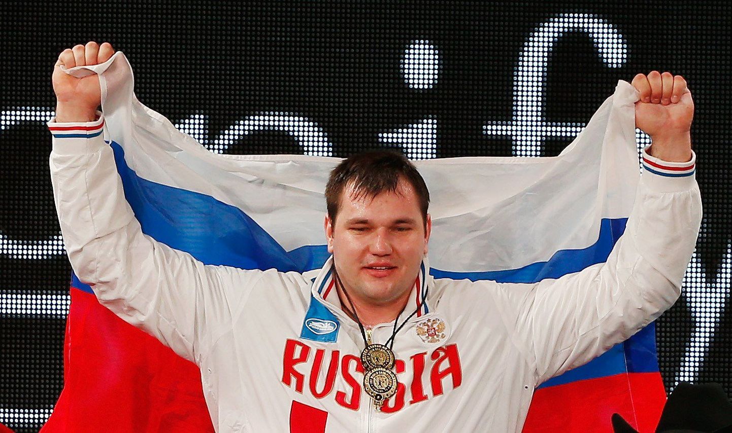 Aleksei Lovtšev tähistab Houstonis maailmarekordit ja MM-kulda.