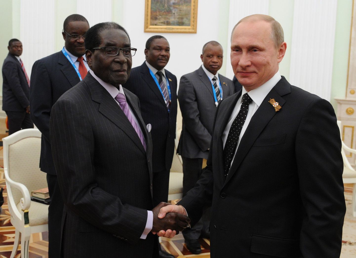 Robert Mugabe ja Vladimir Putin.