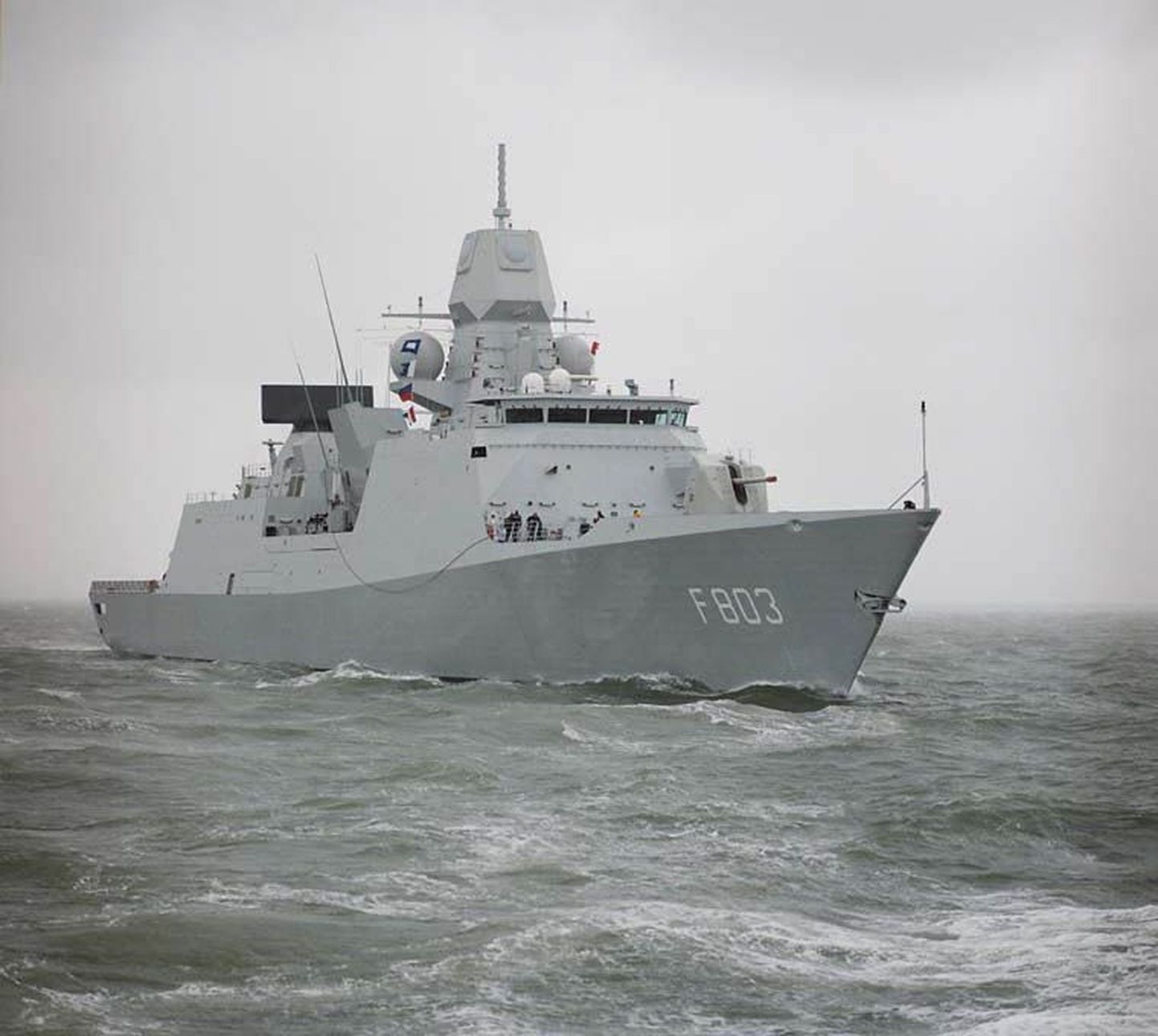 Hollandi sõjalaev HMS Tromp.