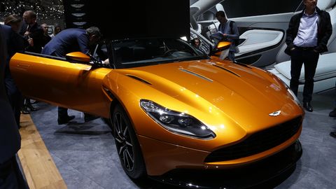  Aston Martin   -  