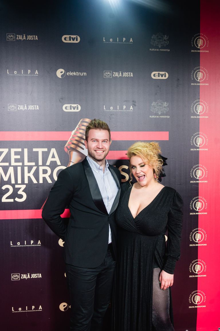 "Zelta Mikrofona '23" sarkanais paklājs