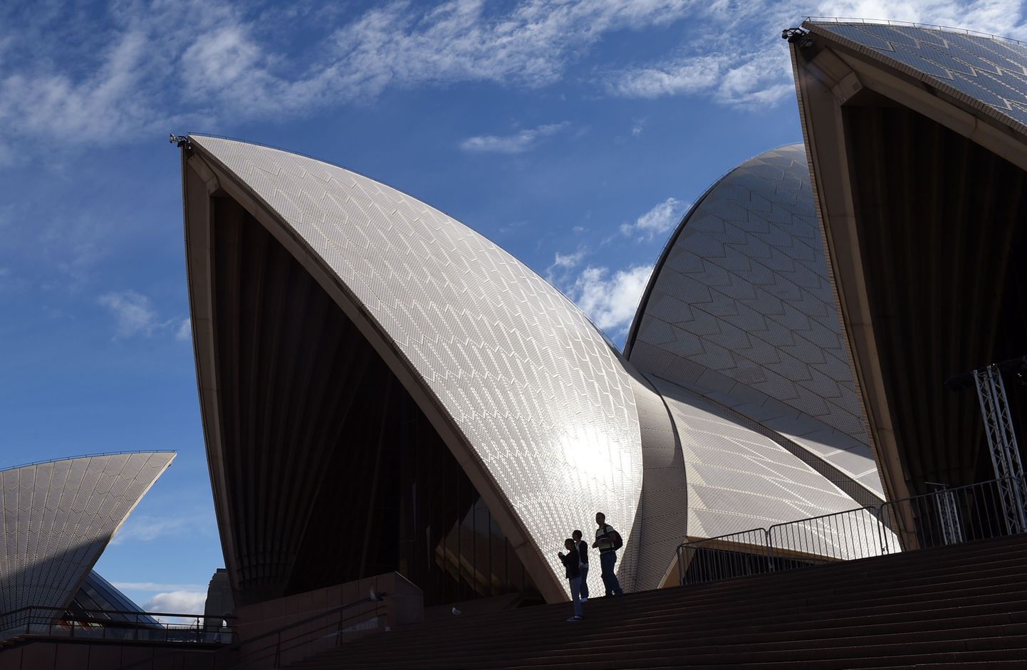 Sydney ooperimaja




The story behind the Sydney Opera House and its Danish architect Jorn Utzon is to be made into a movie, with the Swedish producer behind "The Girl with the Dragon Tattoo" on board. 

 / AFP PHOTO / WILLIAM WEST