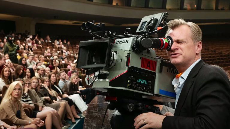 Кристофер Нолан с кинокамерой IMAX