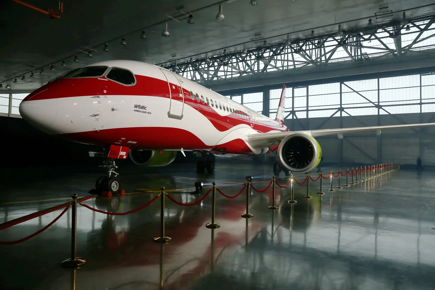 Aviokompānijas "airBaltic" dāvinājums Latvijas simtgadē.