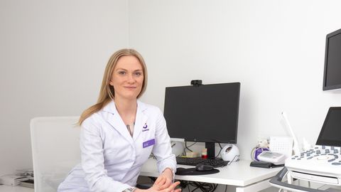 NÄDALA RAAMAT ⟩ Kas angiini korral aitab kaela ümber mässitud heeringas?