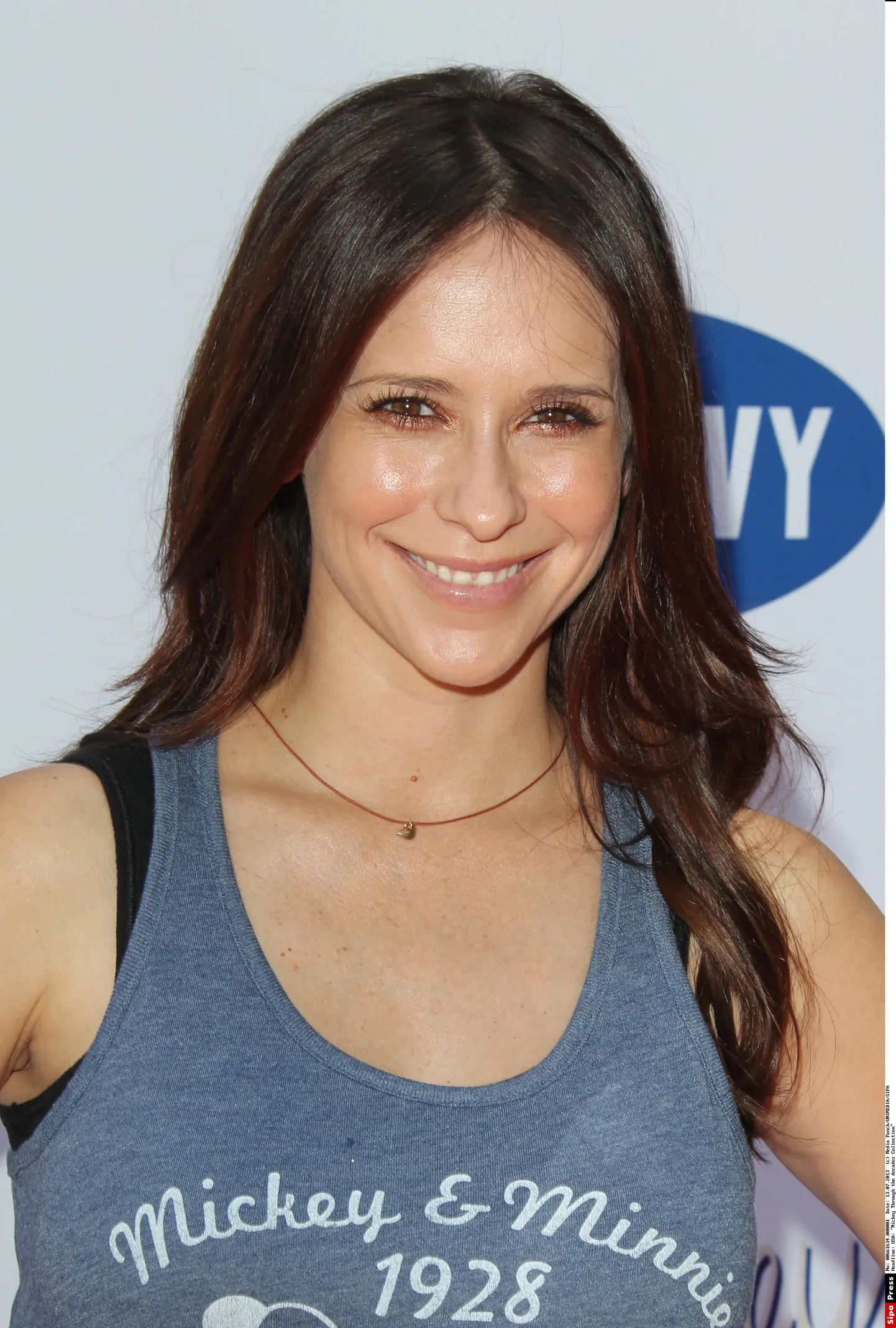 Jennifer Love Hewitt.