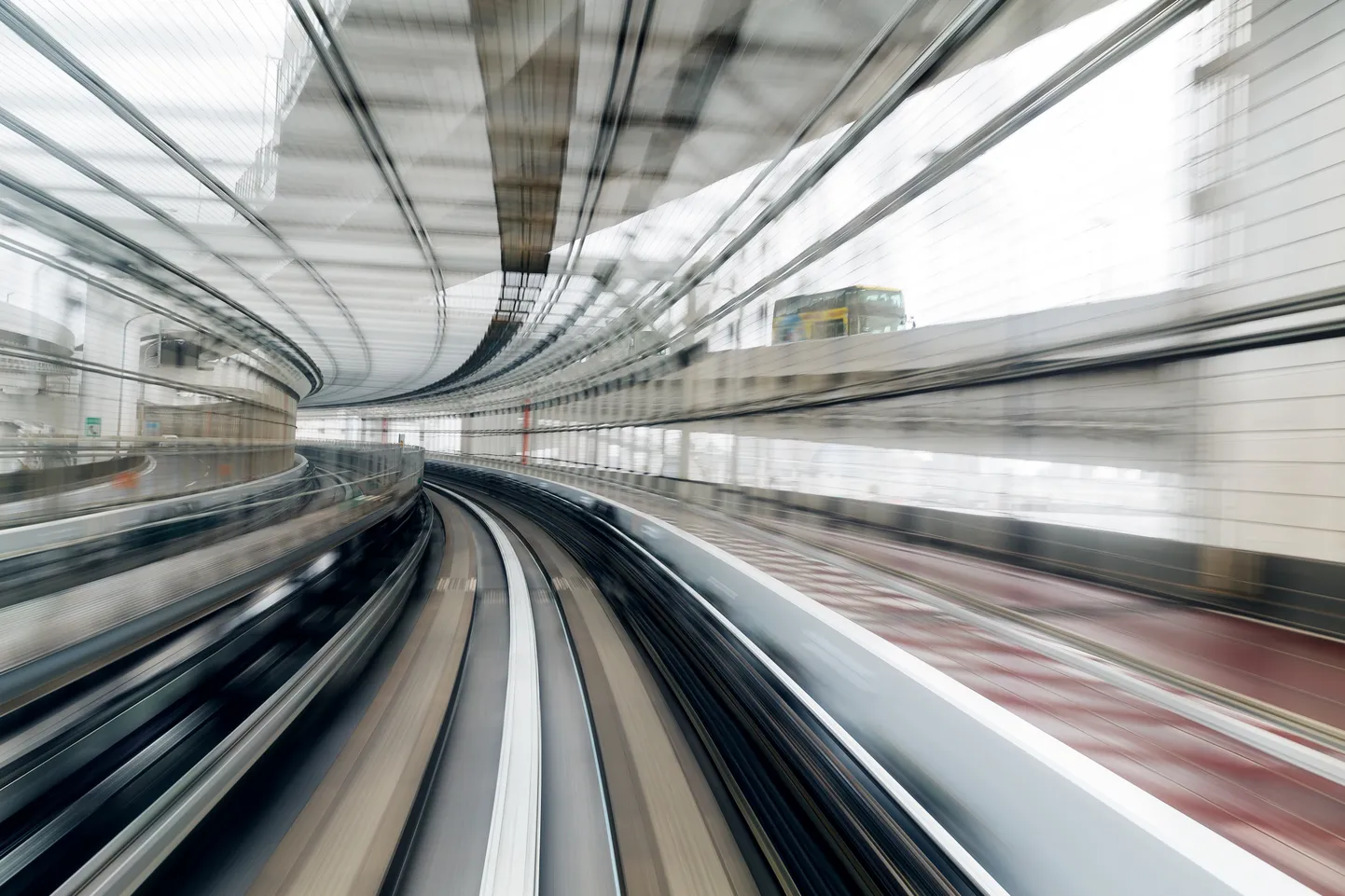 Tunnel.