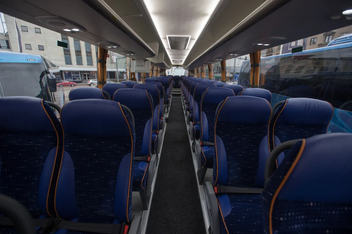 Uued bussid Tallinn - Tartu liinil.