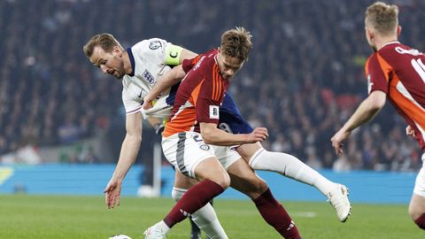TEKSTA TIEŠRAIDE ⟩ Latvija pret Angliju: PK kvalifikācija futbolā