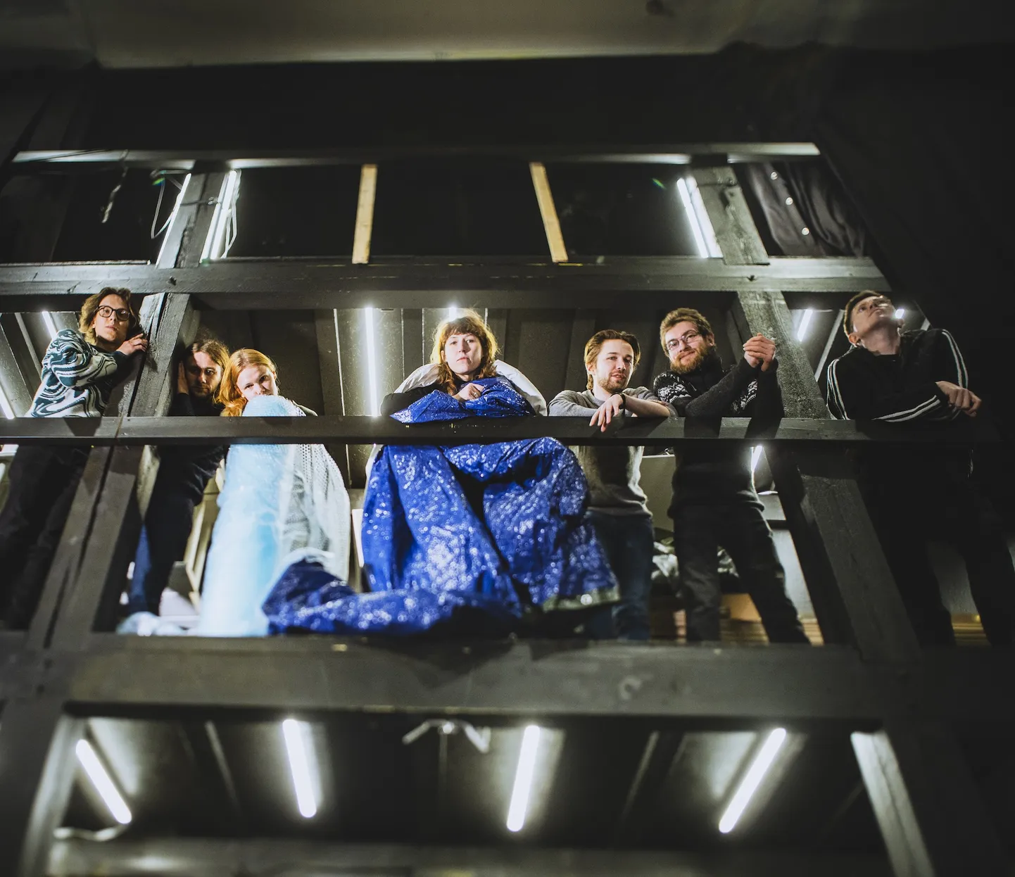 Lavastuse «Ants, Ants, Ants» trupp: lavastaja Ringo Ramul (vasakult, Ugala), näitlejad Eduard Tee, Elise Metsanurk, Grete Jürgenson ja Johannes Richard Sepping (Rakvere teater), dramaturg Priit Põldma ja kunstnik Arthur Arula.