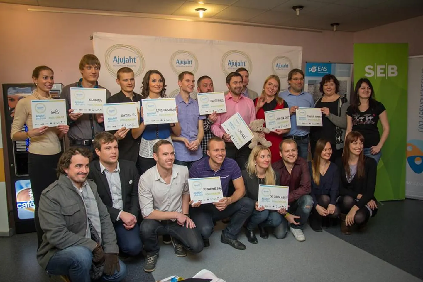 Ajujahi 10 poolfinalisti 2013.