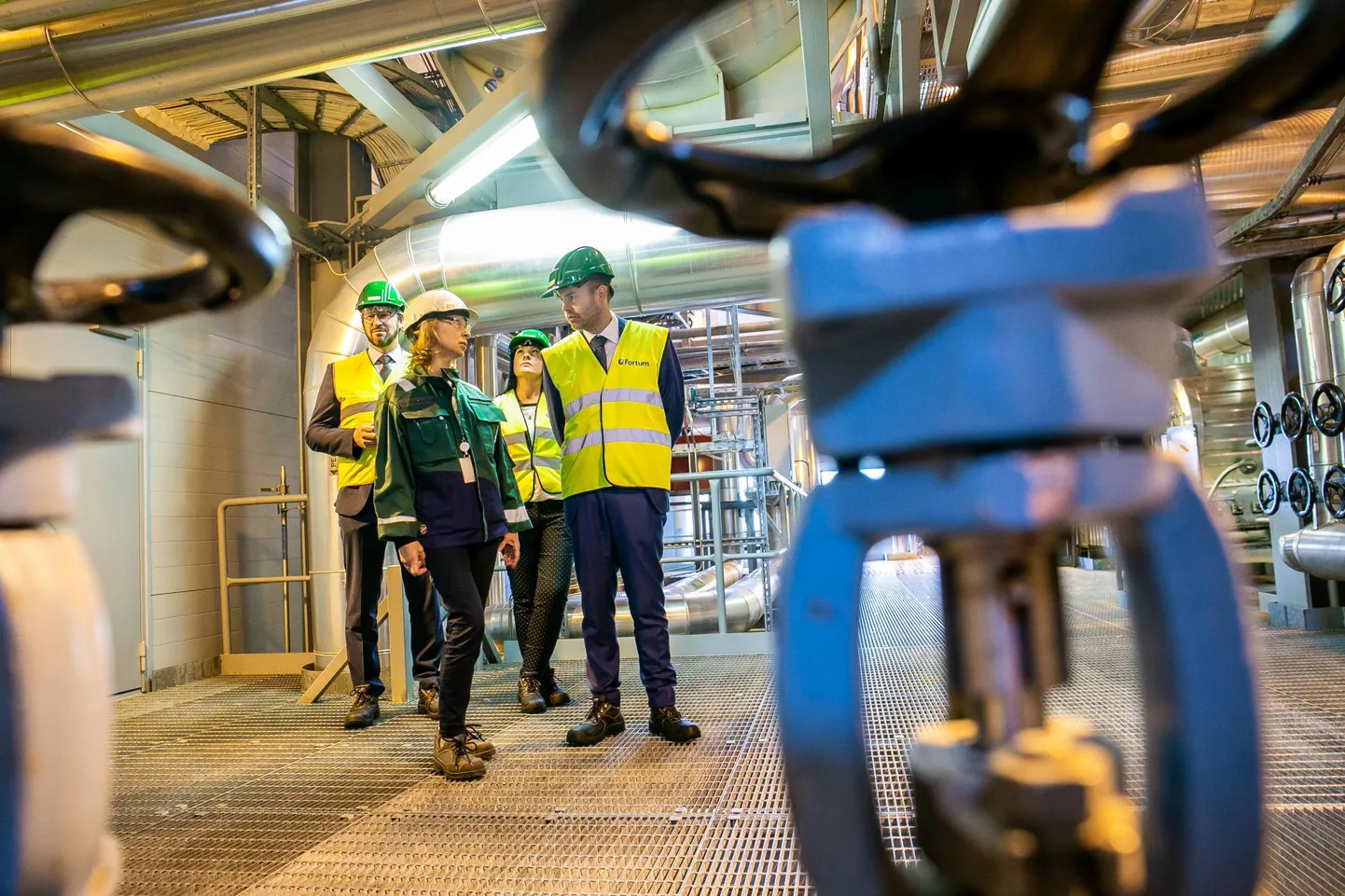 Fortum Eesti OÜ koostootmisjaamas toodetakse soojusenergiat väheväärtuslikust puidust.