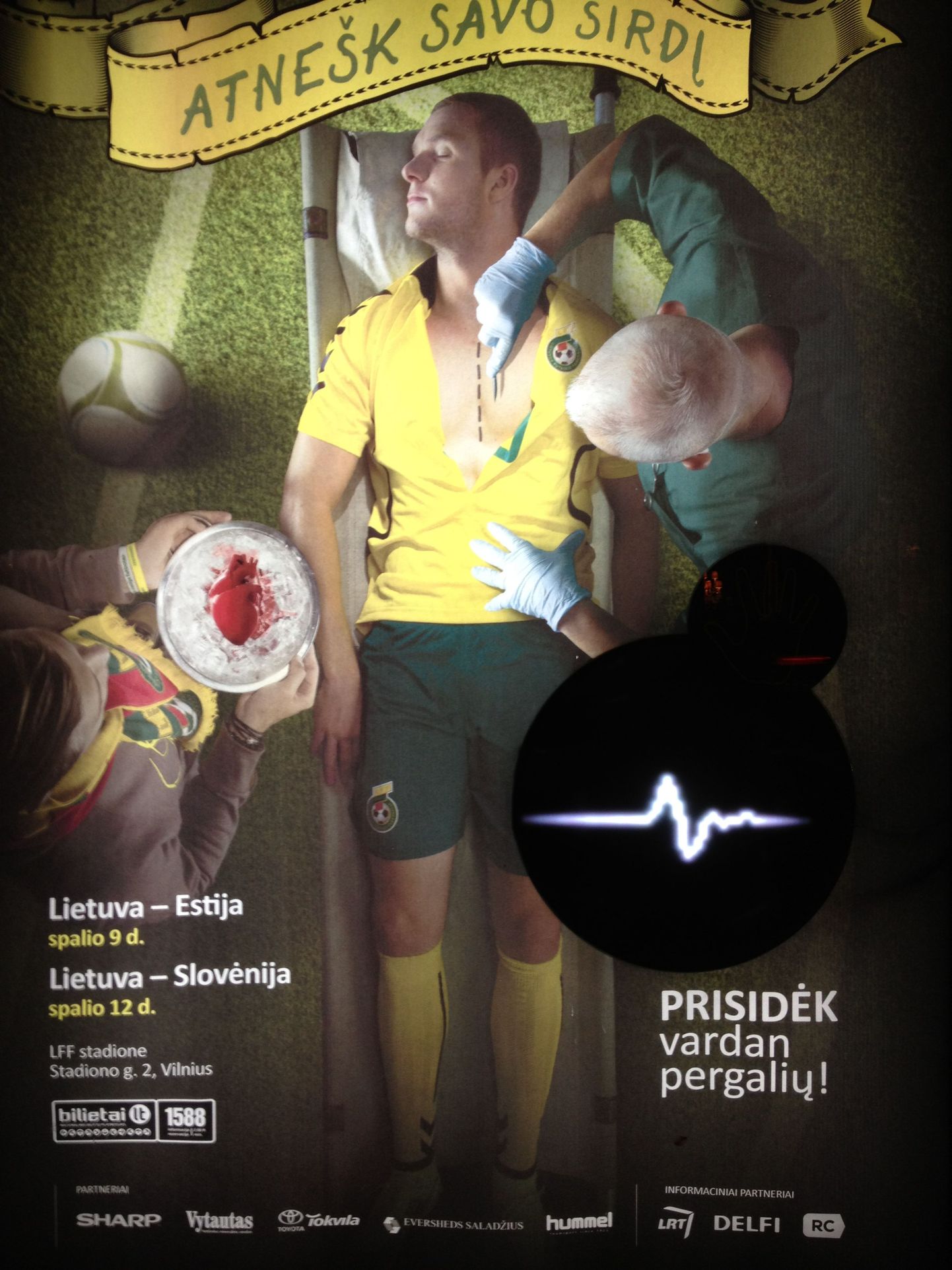 Leedulaste reklaam, mis kutsub jalgpallikoondist toetama.