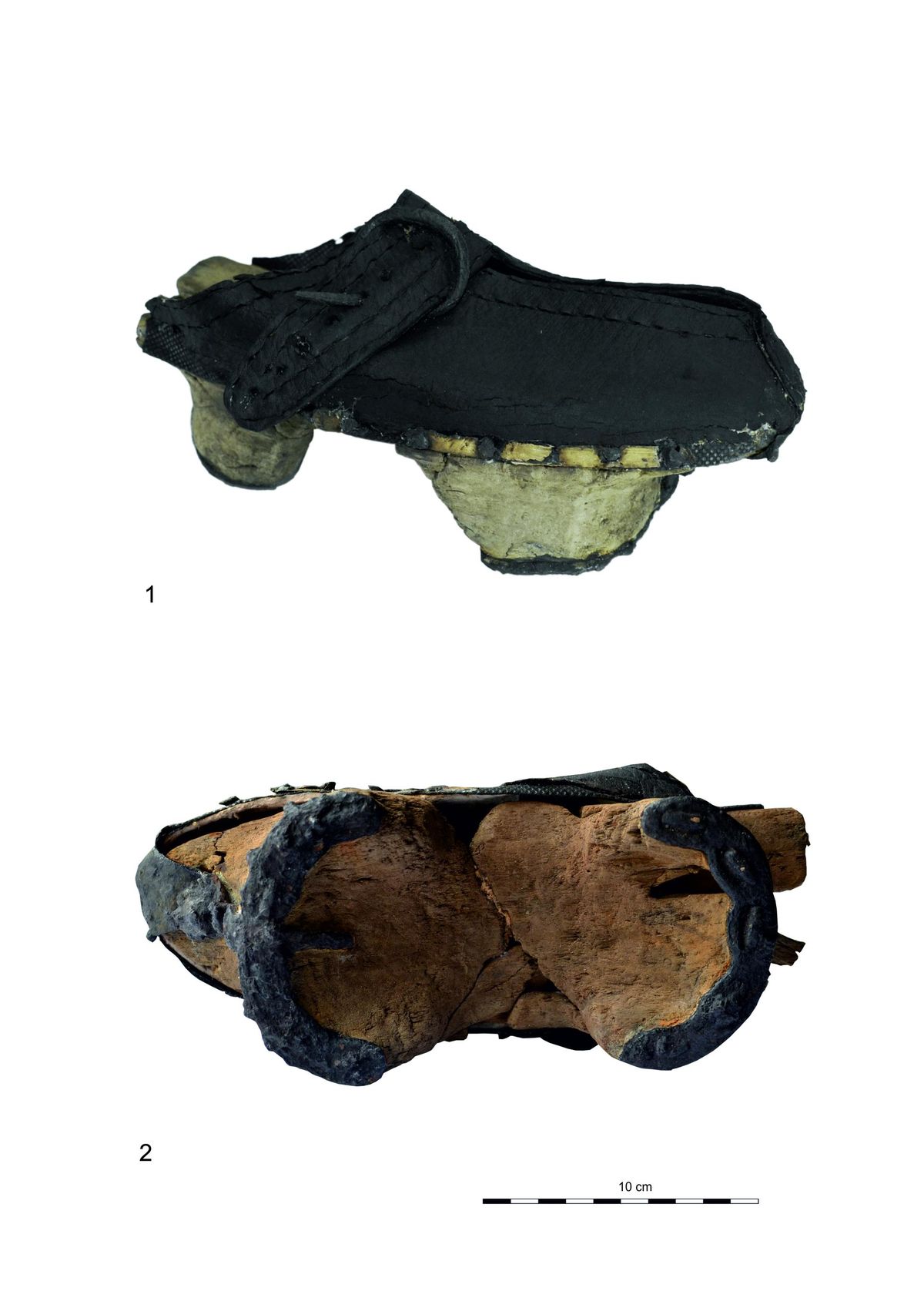 Padinad olid hiliskeskaja põhjapoolses Euroopas väga levinud, kuid Poolast Stargardist leitud raudadega kottasid tuntakse eelkõige 13. sajandist. Samas kasutas maarahvas raudteravikega puidust jalavarjusid Eestis vähemalt 19. sajandini (Stargardi muuseum, 368/R/S).
