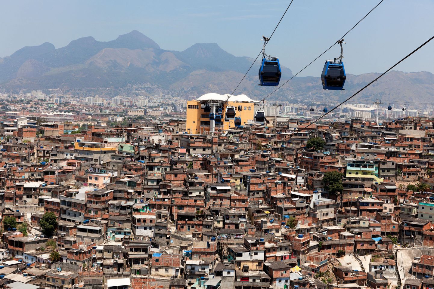 Google eemaldas sõna «favela» Rio kaartidelt. Fotol üks Rio de Janeiro faveladest
