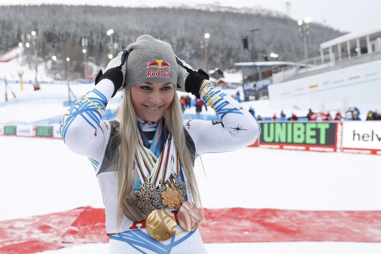 Линдсей Вонн.