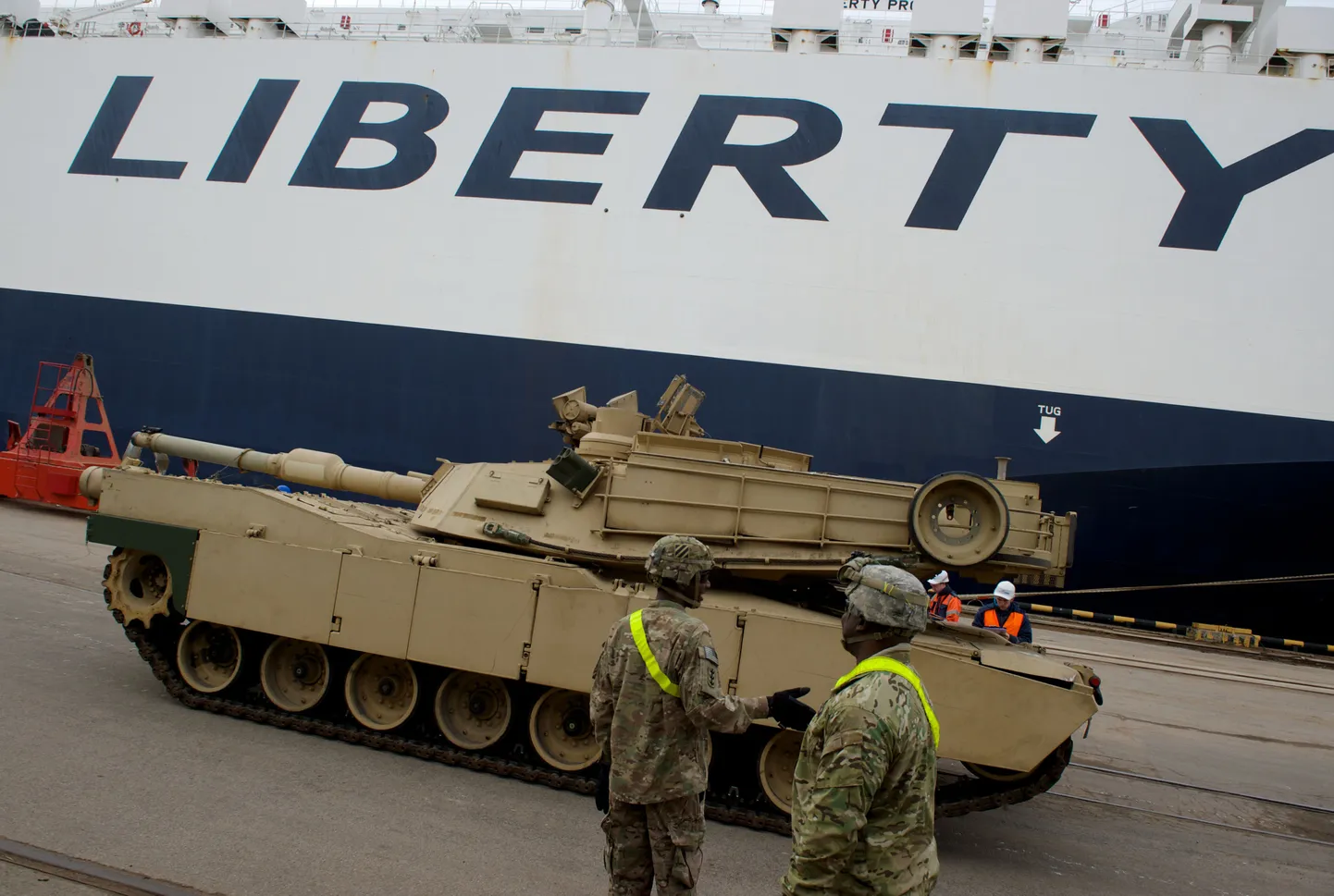 Abrams-tüüpi Ühendriikide tank esmaspäeval Riia sadamas.