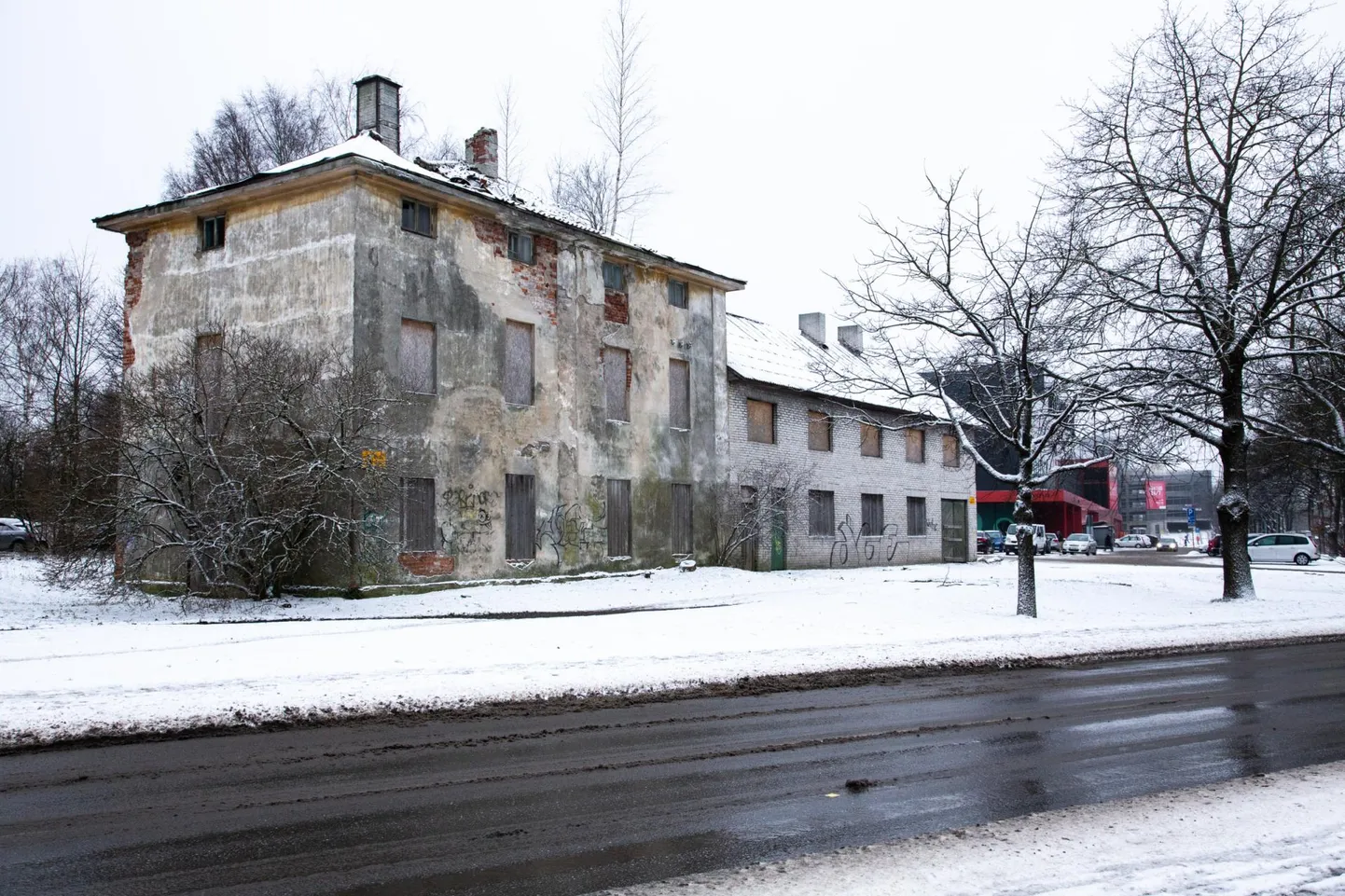 Lai 15 krundi hoonestamise arhitektuurikonkursile saadeti kümme tööd.