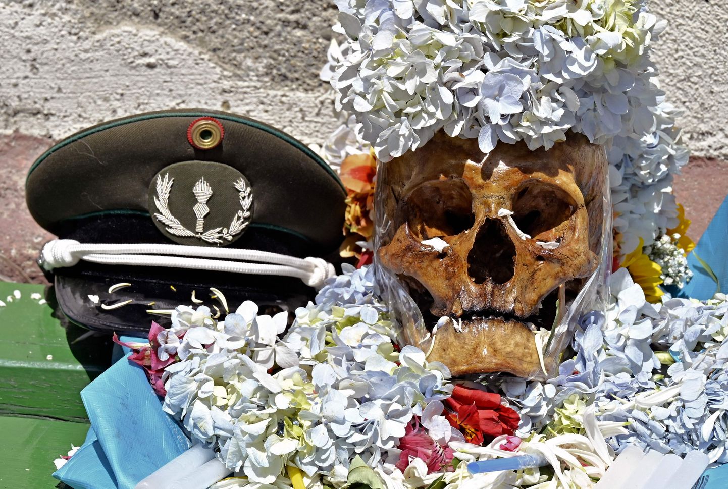Boliivias levinud mälestustseremoonia, kus kasutatakse lahkunud sugulaste koljusid. Pilt on illustratiivne.