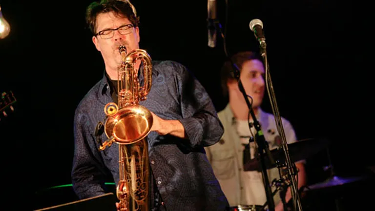 Saksofonists Niks Gothams muzicēs koncertā "Džezs pirms pusnakts" 