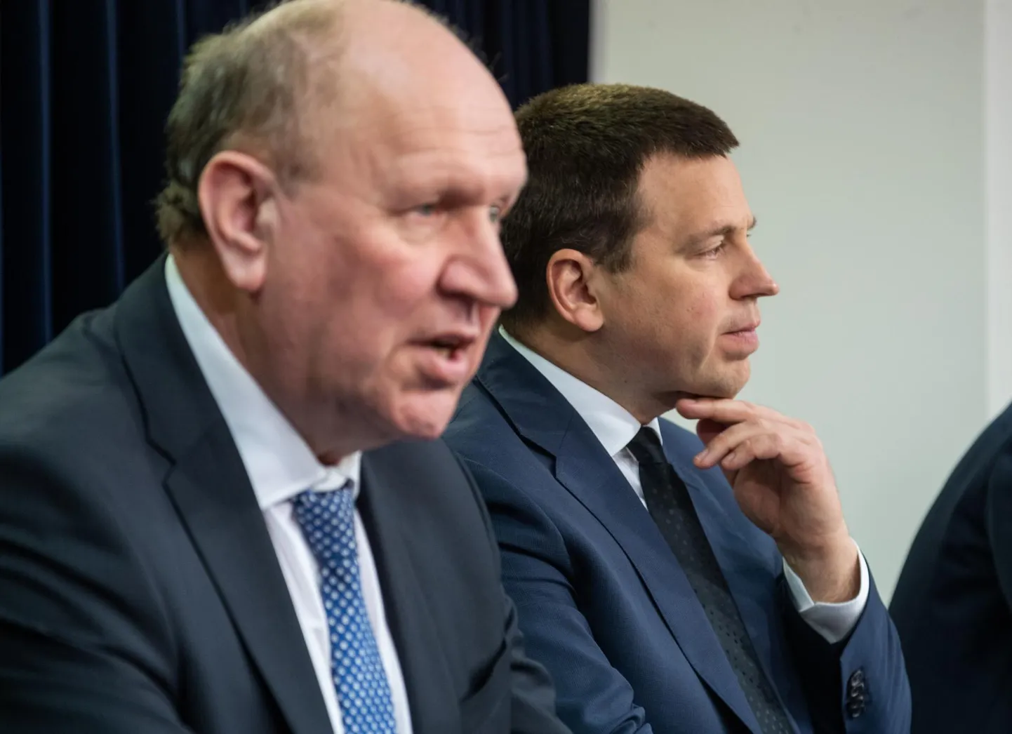 Mart Helme ja Jüri Ratas valitsuse pressikonverentsil