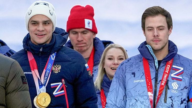 18 марта 2022 года несколько российских спортсменов, завоевавших олимпийские медали, приняли участие в митинге-концерте к 8-летию аннексии Крыма. Некоторые прикрепили на грудь букву Z.