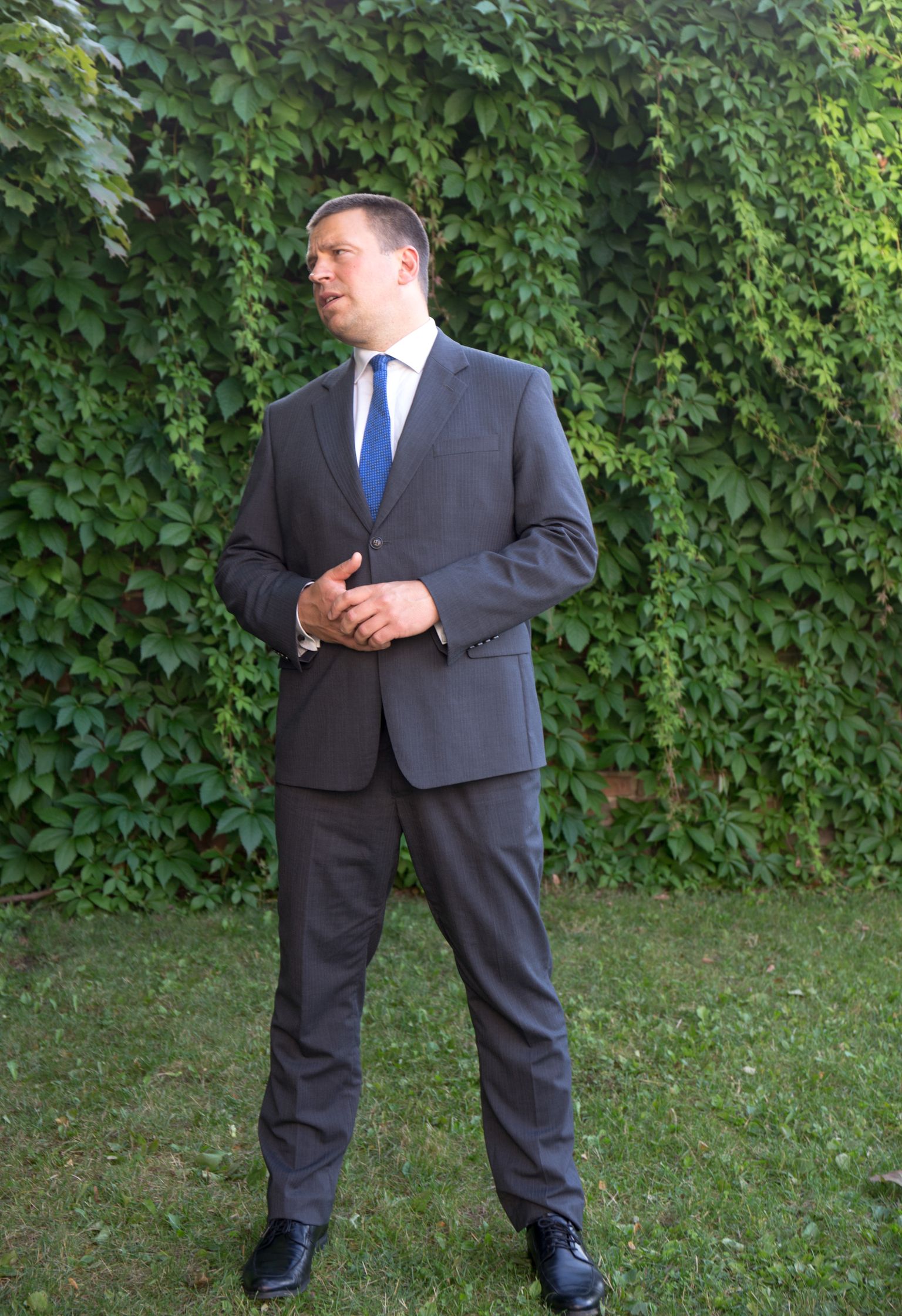 Peaminister Jüri Ratas vaatab teisipäeval Viljandimaal ringi.