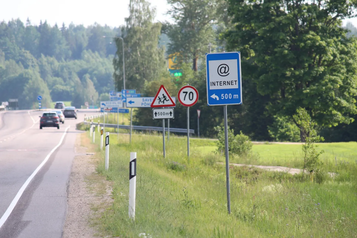 Kiire internet peaks Eestis jõudma kõikjale, et kaoks vajadus külastada maailmaga suhtlemiseks internetipunkte.