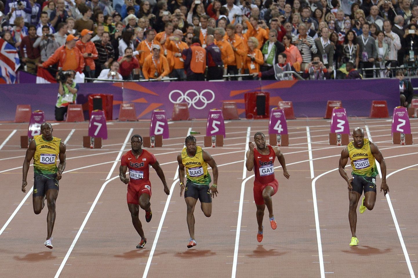 Pekingi olümpia finaal. Pildil viis meest, neist neli patust ja vaid võitja Usain Bolt dopingust puhas.